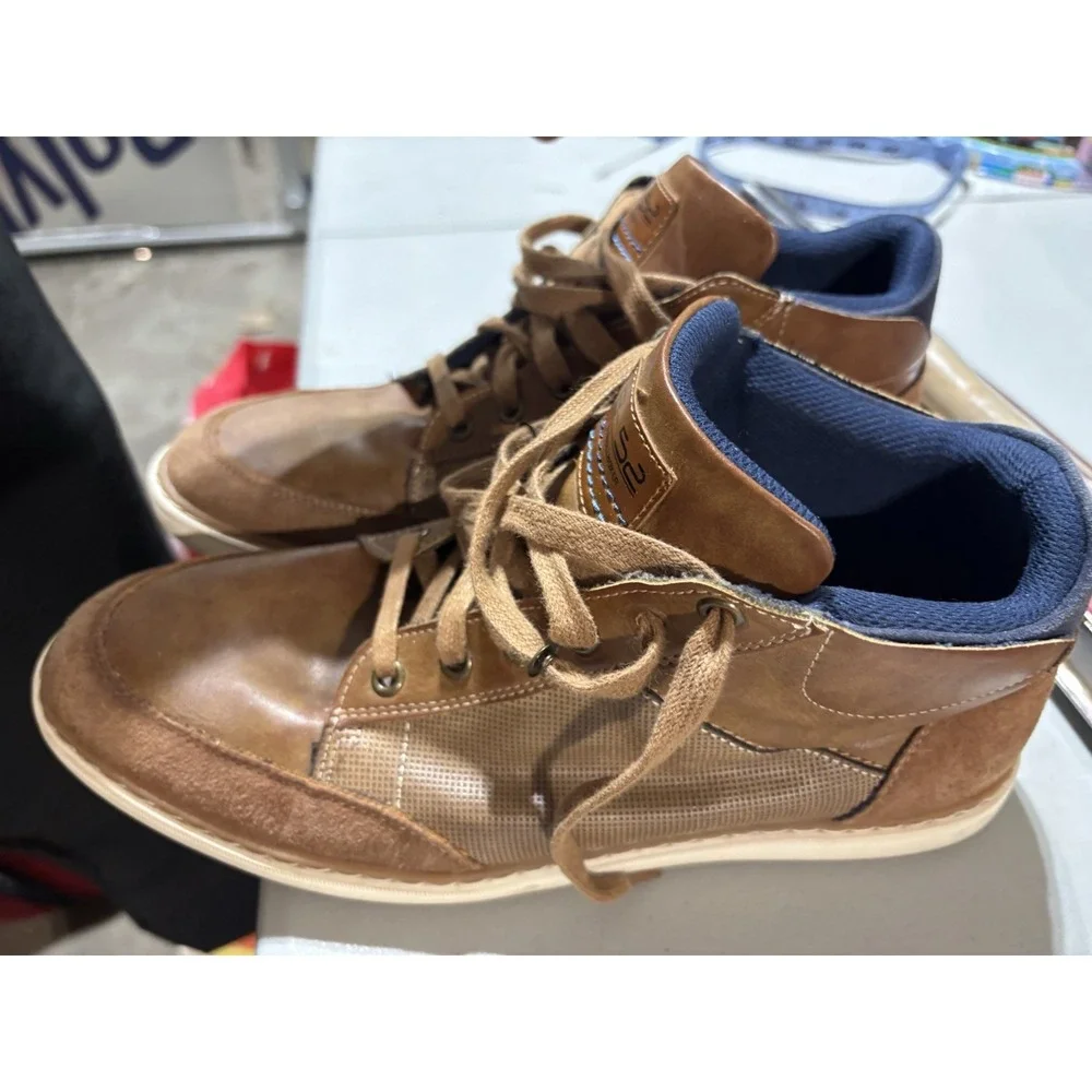 B-52 By Bullboxer‎ Mens Brown Lace Up Sneaker Shoes Size 11 Used